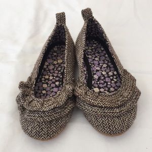 H&M’s girls tweed fabric shoes Sz toddler 7